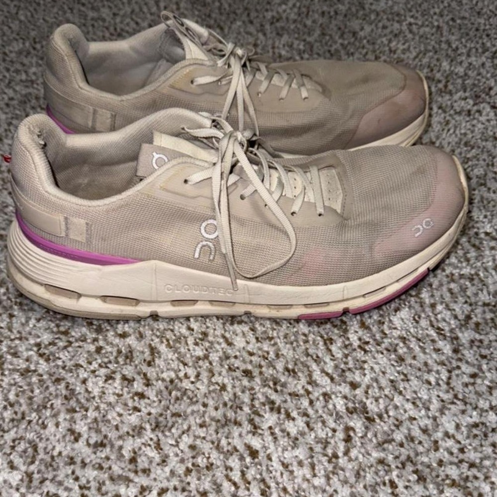 On Cloud Tennis Shoes